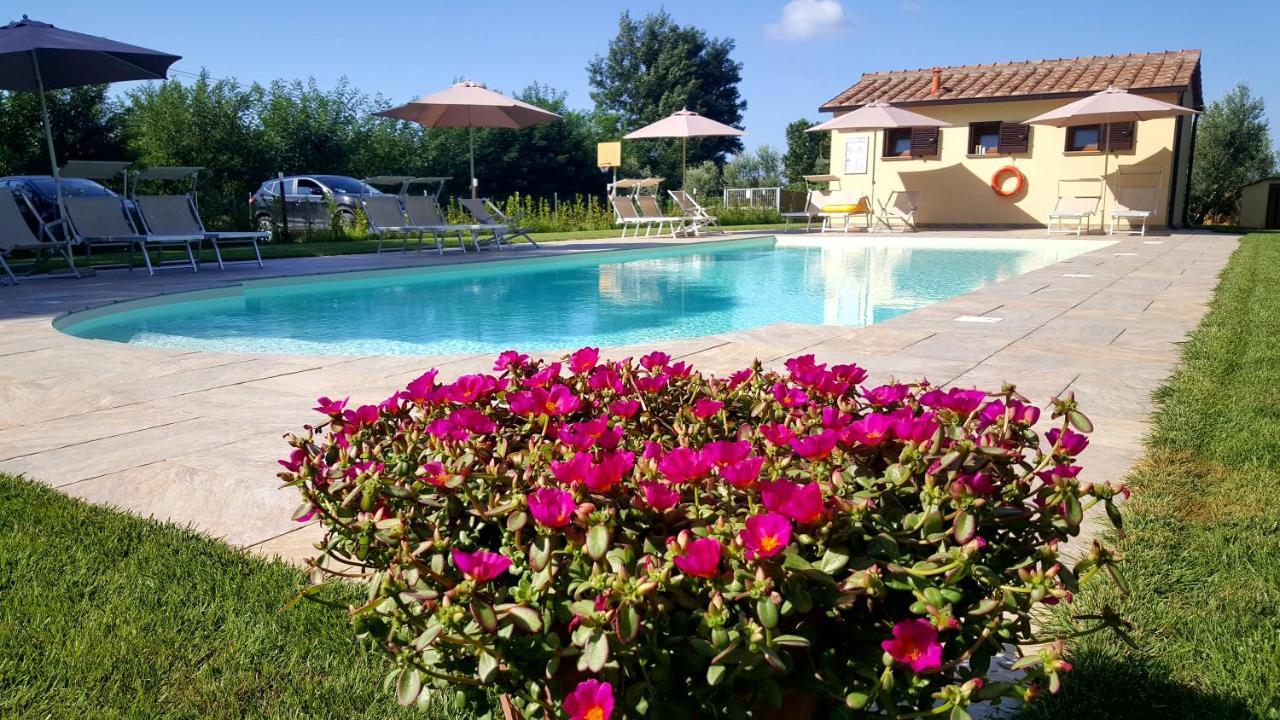 Punta Dei Lecci Villa Рипарбела Екстериор снимка