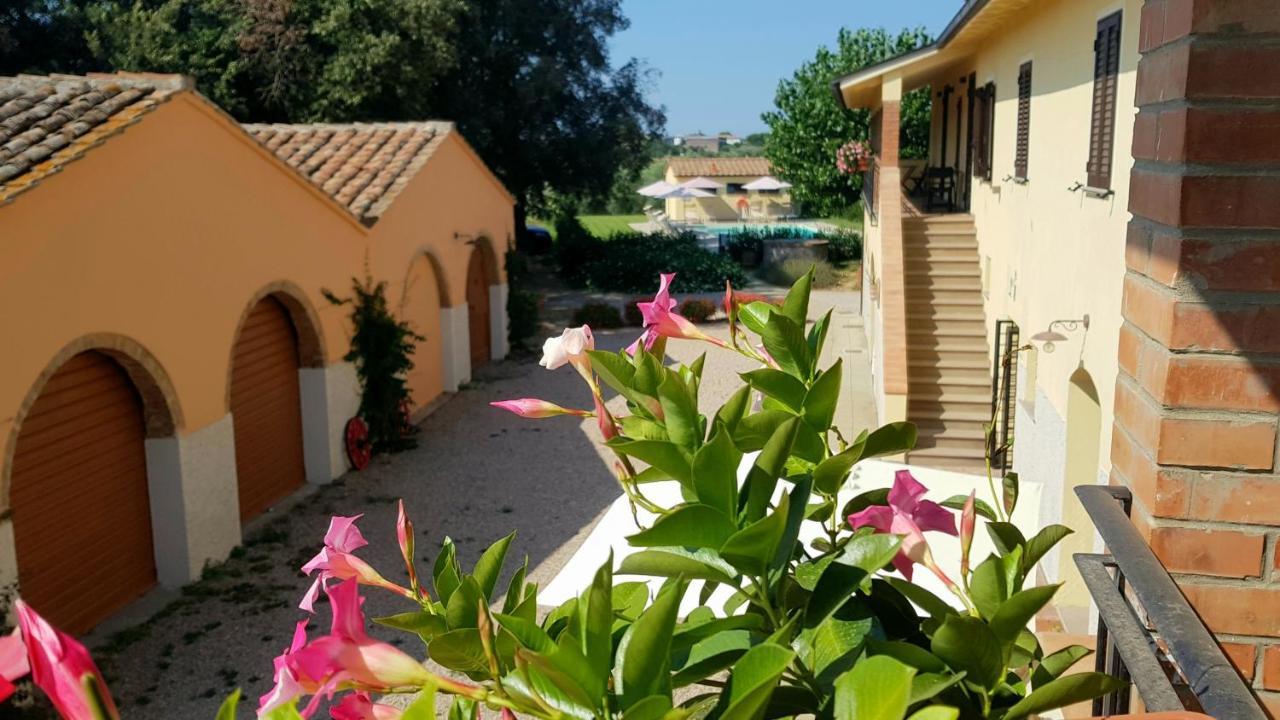 Punta Dei Lecci Villa Рипарбела Екстериор снимка