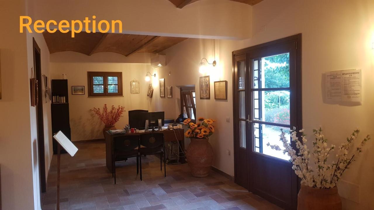 Punta Dei Lecci Villa Рипарбела Екстериор снимка
